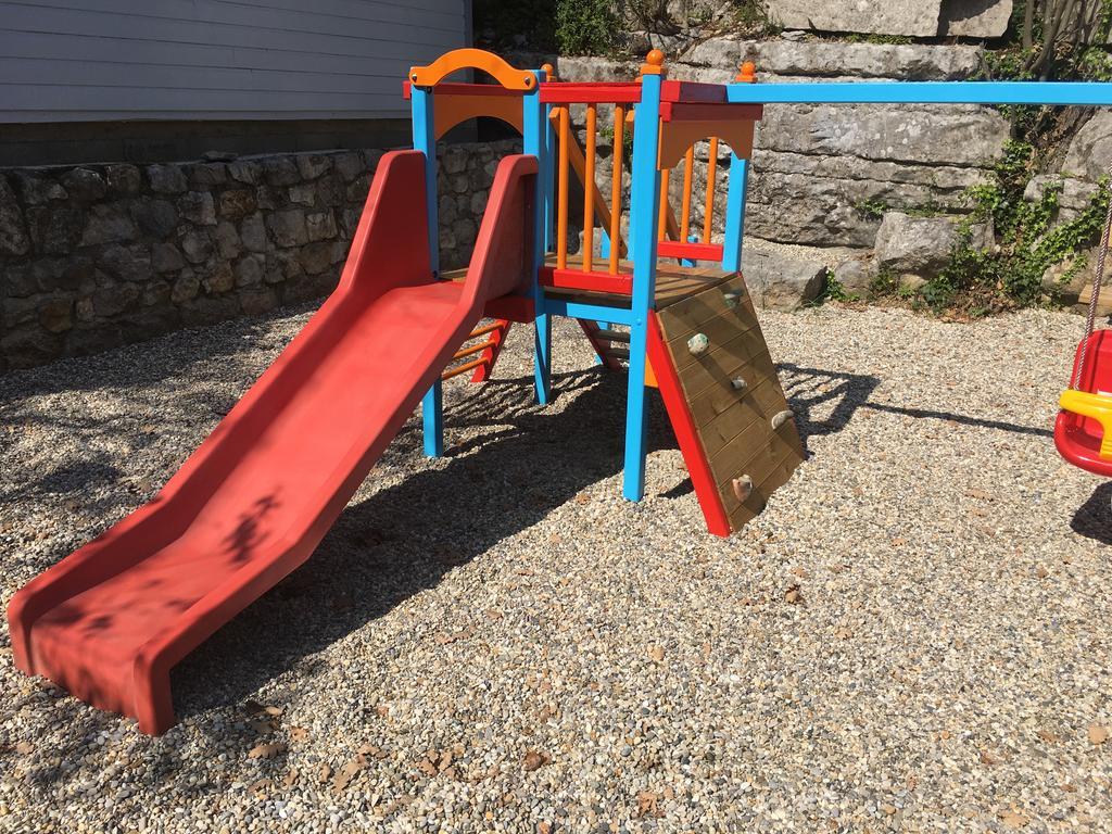 Camping Chalets Les Chenes Verts Vogue Exterior foto